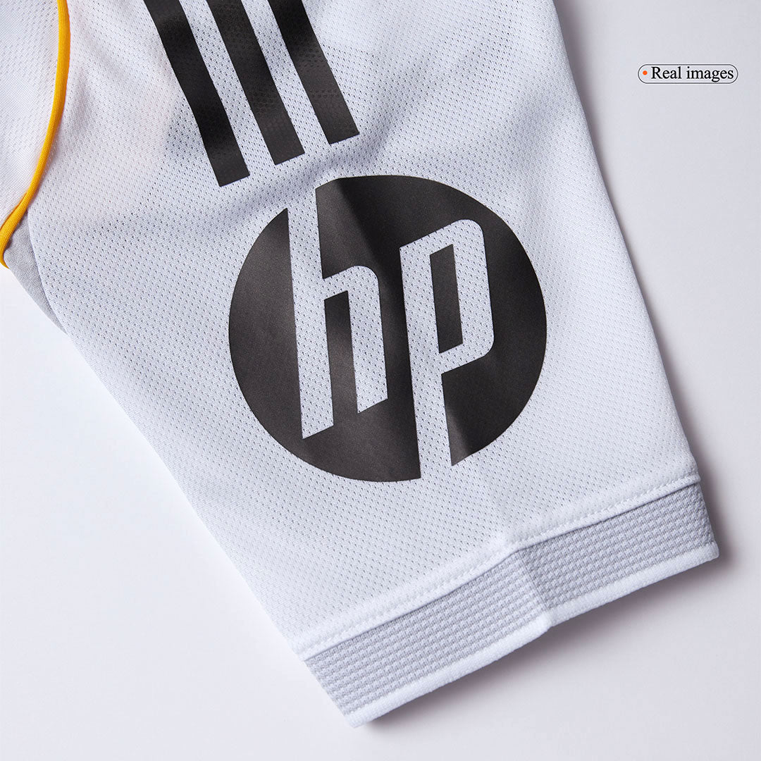 Equipación de local del Real Madrid (camiseta + pantalón corto) 2025/26 - Versión jugador