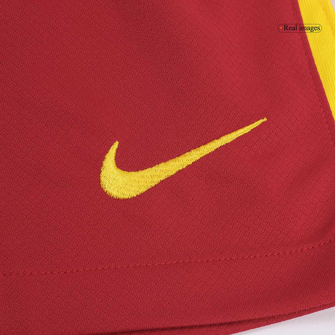 Equipación completa de local del Liverpool 2024/25