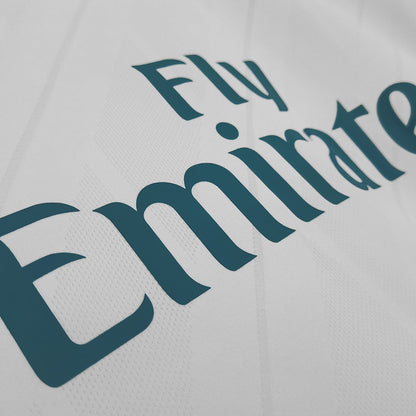 Camiseta Retro MODRIĆ #10 Real Madrid Camiseta de Fútbol de Local 2017/18