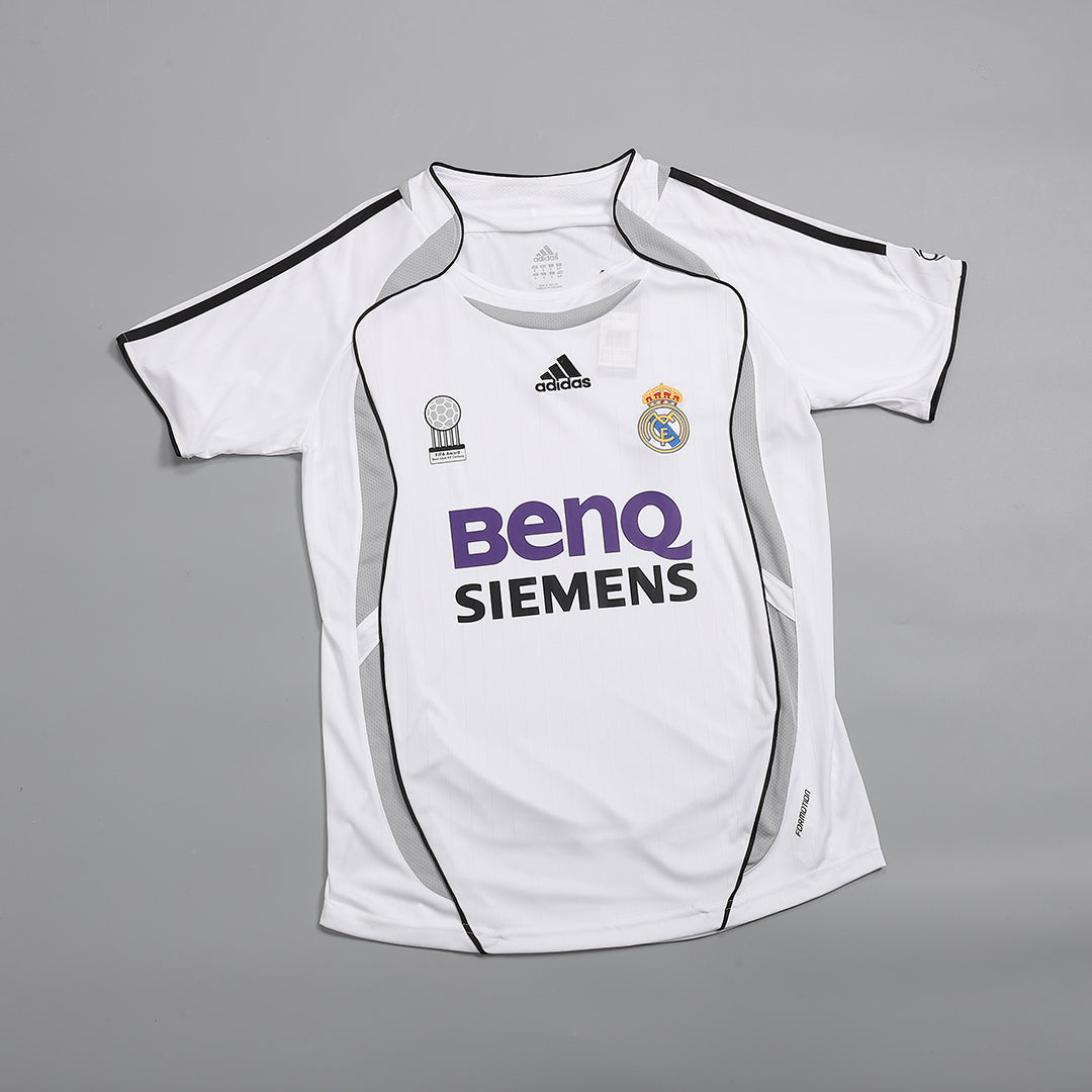 Retro nogometni dres Real Madrid domači 2006/07