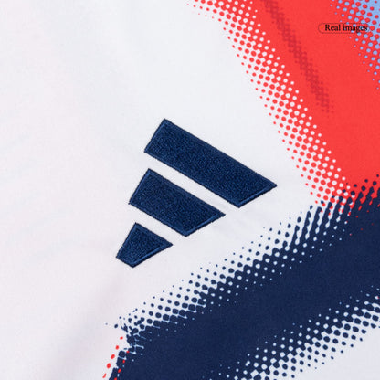Camiseta de fútbol de calentamiento del Bayern de Múnich 2025/26 roja y blanca