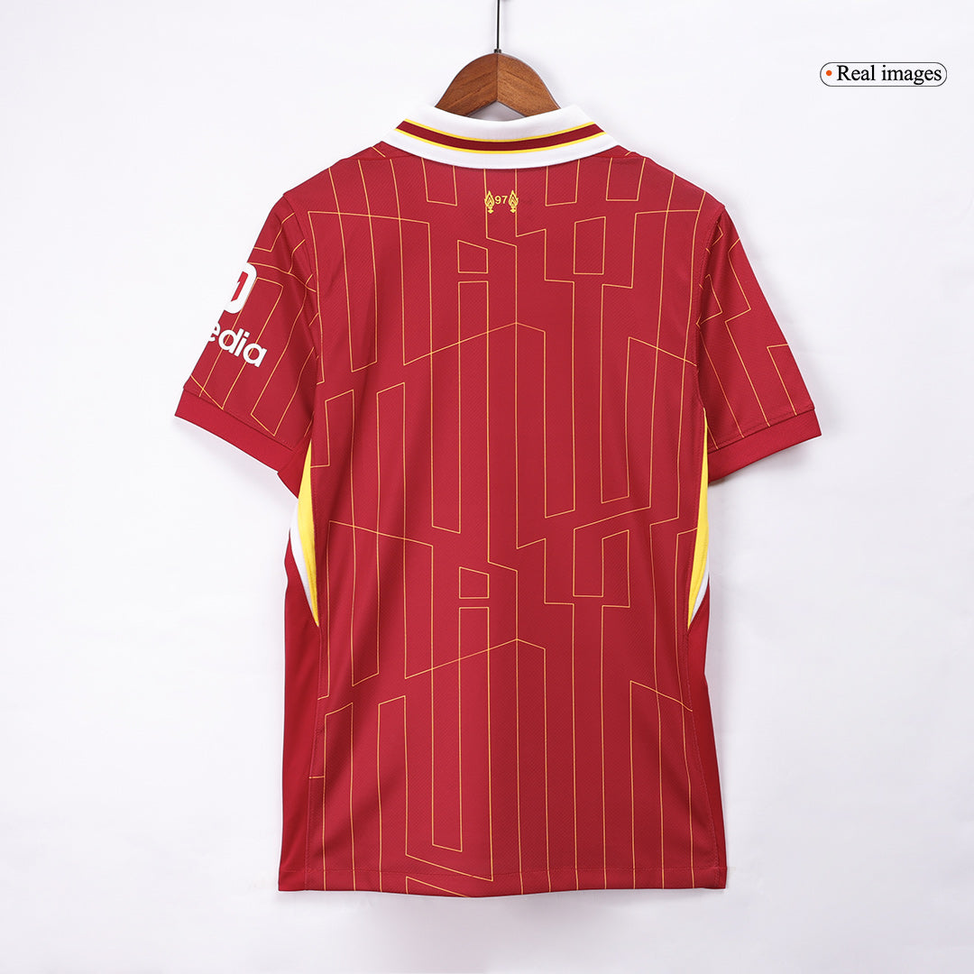 Equipación completa de local del Liverpool 2024/25