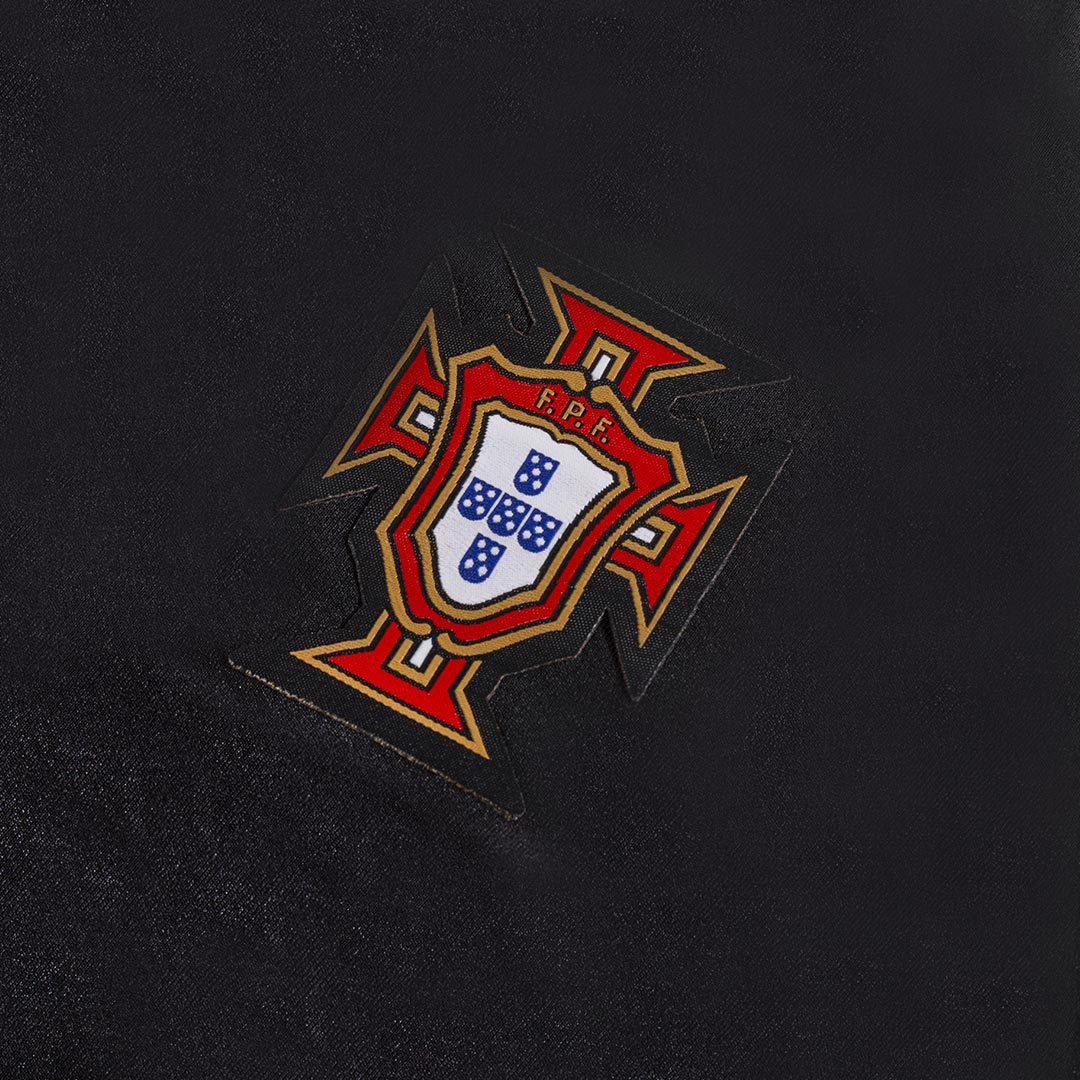 Camiseta de fútbol retro de visitante de Portugal 2006